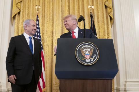 Amerikaans President Trump en Israëlische Premier Netanyahu stellen samen het Amerikaanse "vredesplan" voor.  © The White House (via Flickr)